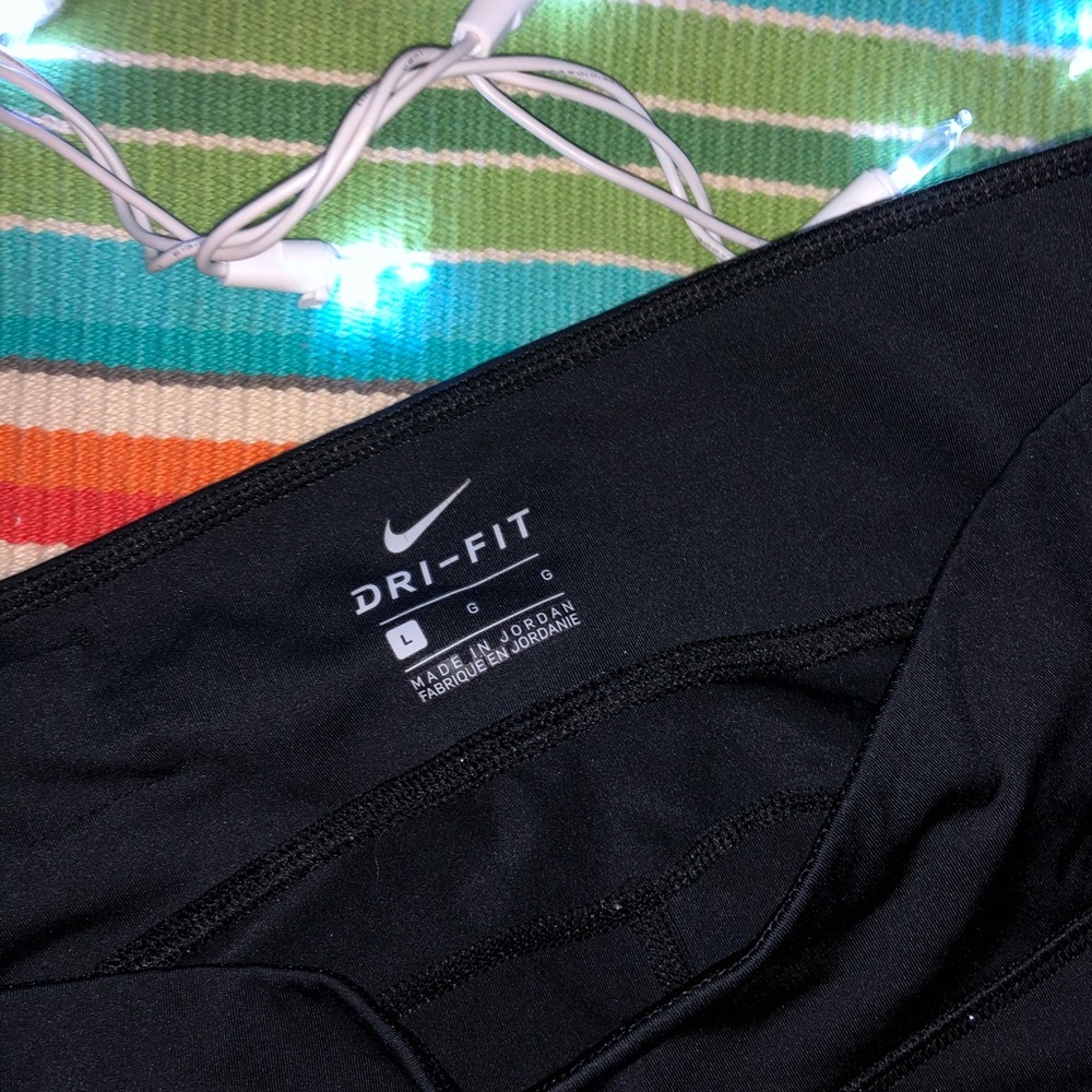 Nike crop leggings